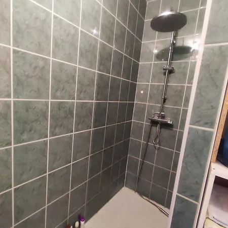 A Louer Quarto em Acomodações Particulares