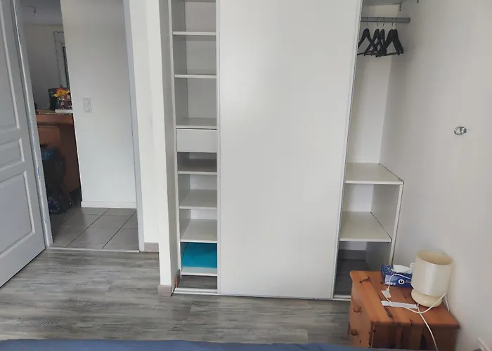 בית אירוח A Louer Le Fenouiller